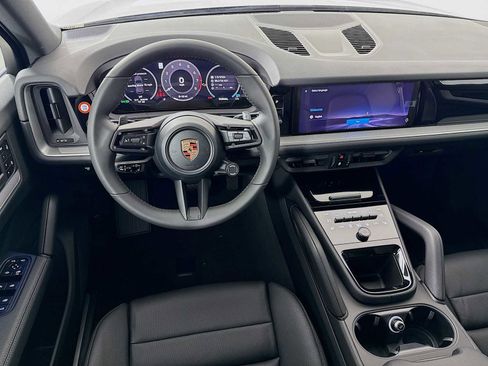 New 2026 Porsche Cayenne image 24