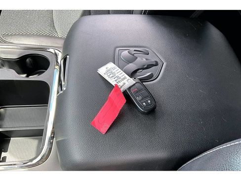 Used 2018 RAM 1500 Sport w/ Convenience Group AWD/4WD image 11