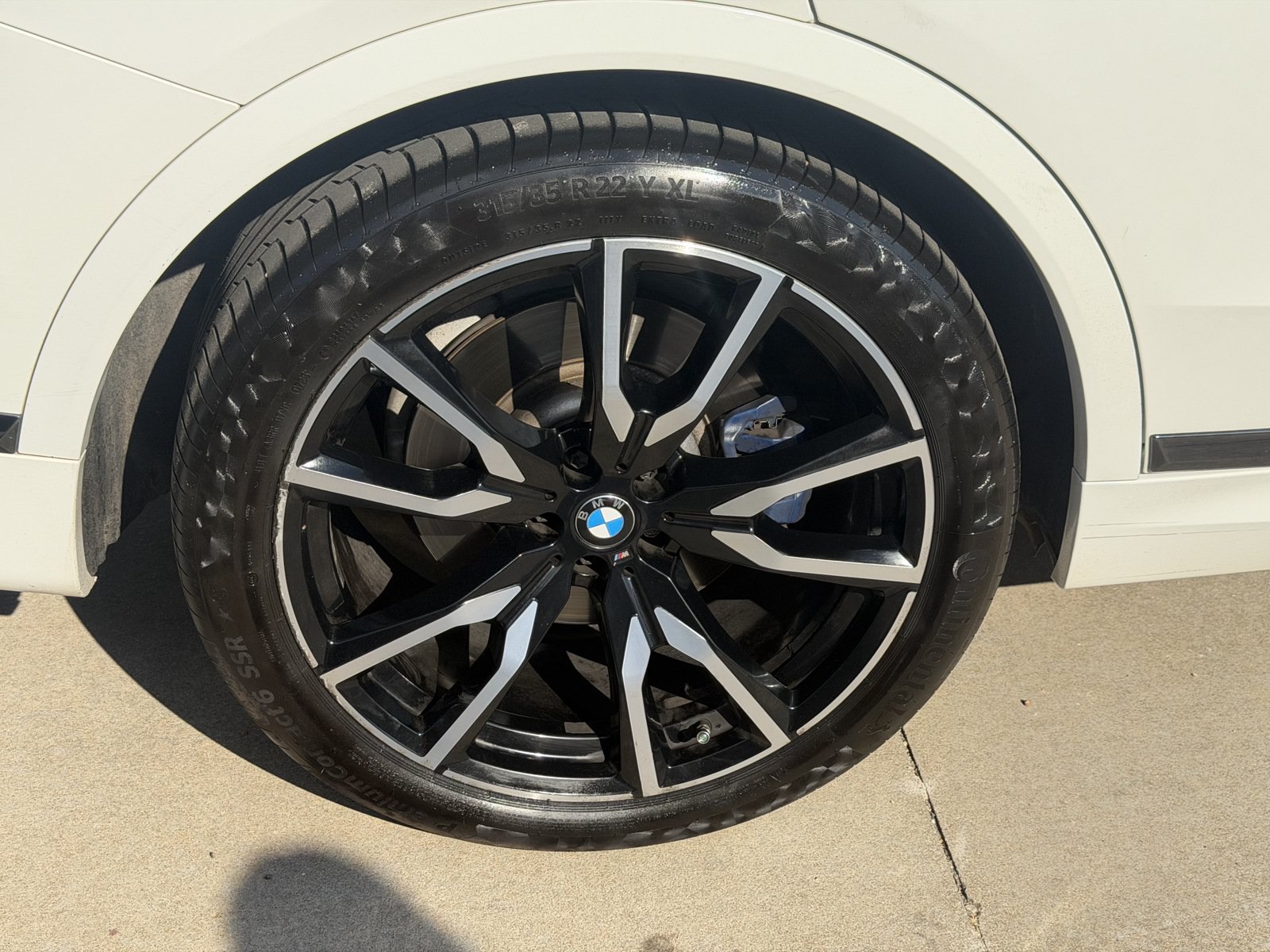 Used 2019 BMW X7 xDrive50i w/ Dynamic Handling Package AWD/4WD image 15