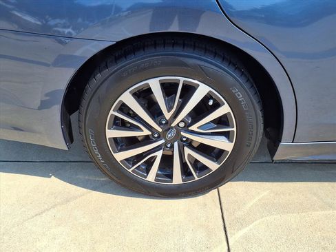 Used 2018 Subaru Legacy 2.5i Premium image 26