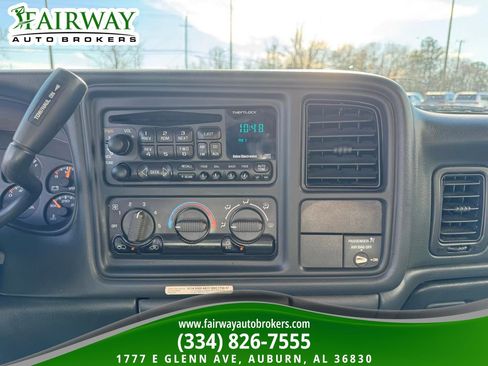 Used 2001 Chevrolet Silverado 3500 LS w/ Off-Road Skid Plate Pkg image 20