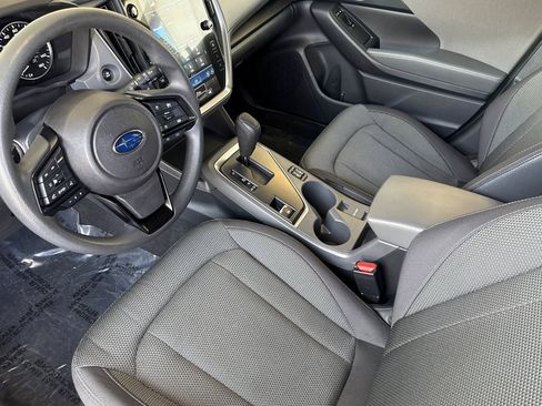 Used 2024 Subaru Crosstrek 2.0i Premium image 4