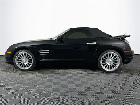 Used 2005 Chrysler Crossfire SRT-6 image 3