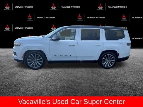 Used 2023 Jeep Grand Wagoneer Series II AWD/4WD image 2
