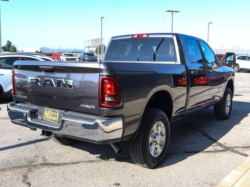 Used 2026 RAM 2500 Big Horn AWD/4WD image 4