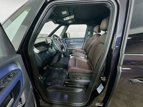 New 2025 Volkswagen ID. Buzz Pro S image 20