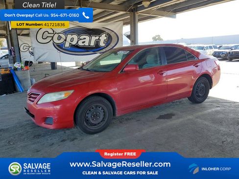 Used 2010 Toyota Camry Sedan image 1