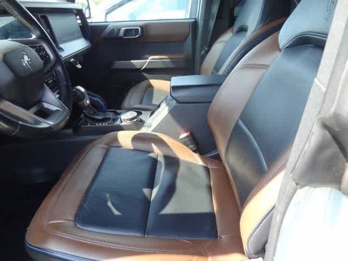 Used 2022 Ford Bronco Outer Banks AWD/4WD image 7