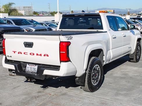 Used 2024 Toyota Tacoma SR5 image 9