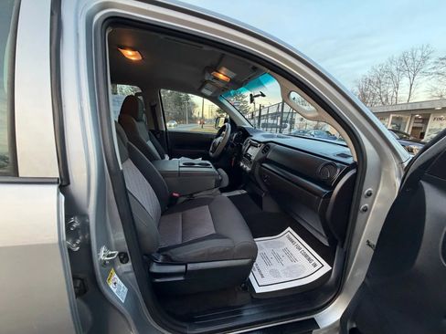 Used 2015 Toyota Tundra SR image 13