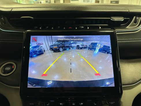 Used 2022 Jeep Grand Cherokee L Overland image 34