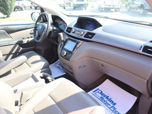 Used 2017 Honda Odyssey Touring Elite image 29