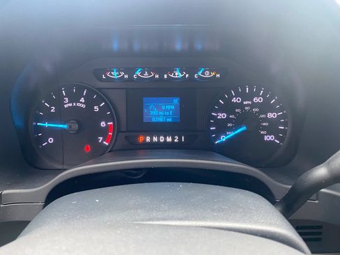 Used 2022 Ford F250 XL w/ Power Equipment Group AWD/4WD image 12