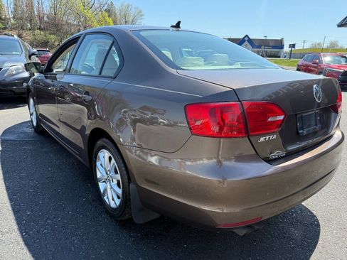 Used 2011 Volkswagen Jetta SE image 7