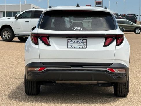 Used 2024 Hyundai Tucson SEL FWD image 6