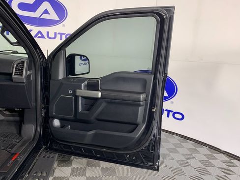 Used 2018 Ford F150 Raptor w/ Equipment Group 802A Luxury AWD/4WD image 38