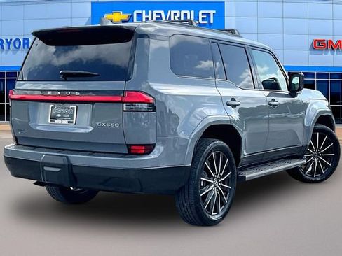 Used 2024 Lexus GX 550 w/ Accessory Package (2T) AWD/4WD image 5