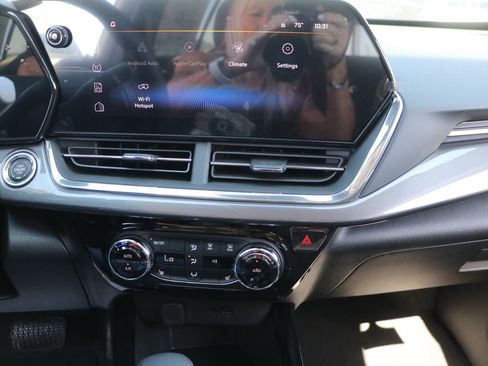 New 2025 Chevrolet Trax ACTIV image 20