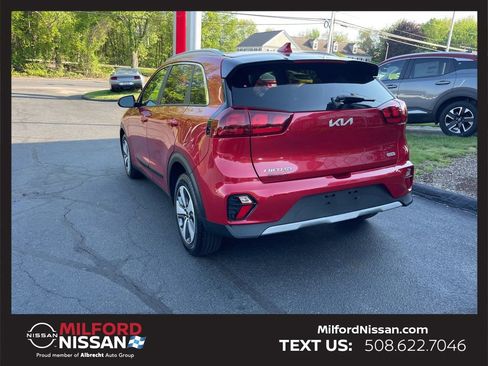 Used 2022 Kia Niro LX FWD image 3