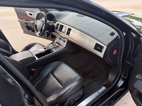 Used 2014 Jaguar XF 3.0 AWD/4WD image 31