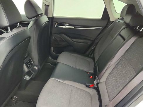 Used 2024 Kia Seltos S AWD/4WD image 21