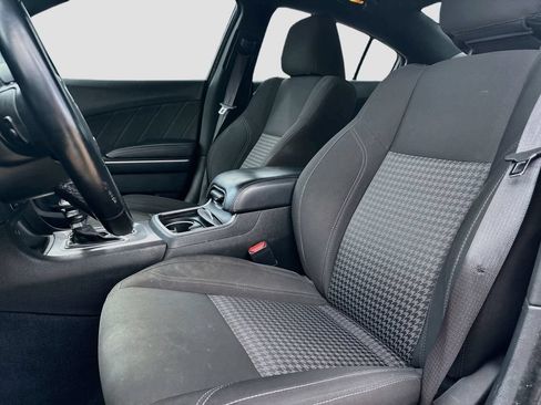 Used 2023 Dodge Charger SXT RWD image 20