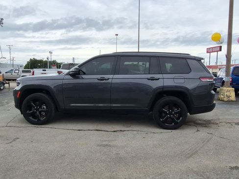 Used 2025 Jeep Grand Cherokee L Limited w/ Luxury Tech Group II AWD/4WD image 5