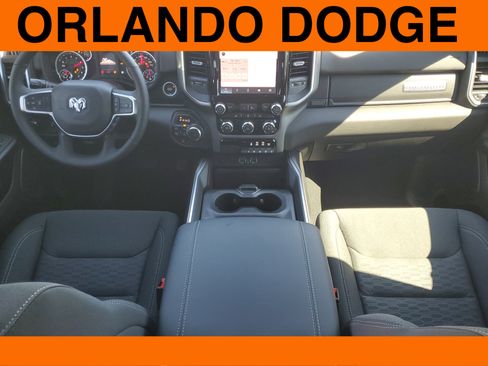 New 2026 RAM 1500 4x4 Crew Cab image 10