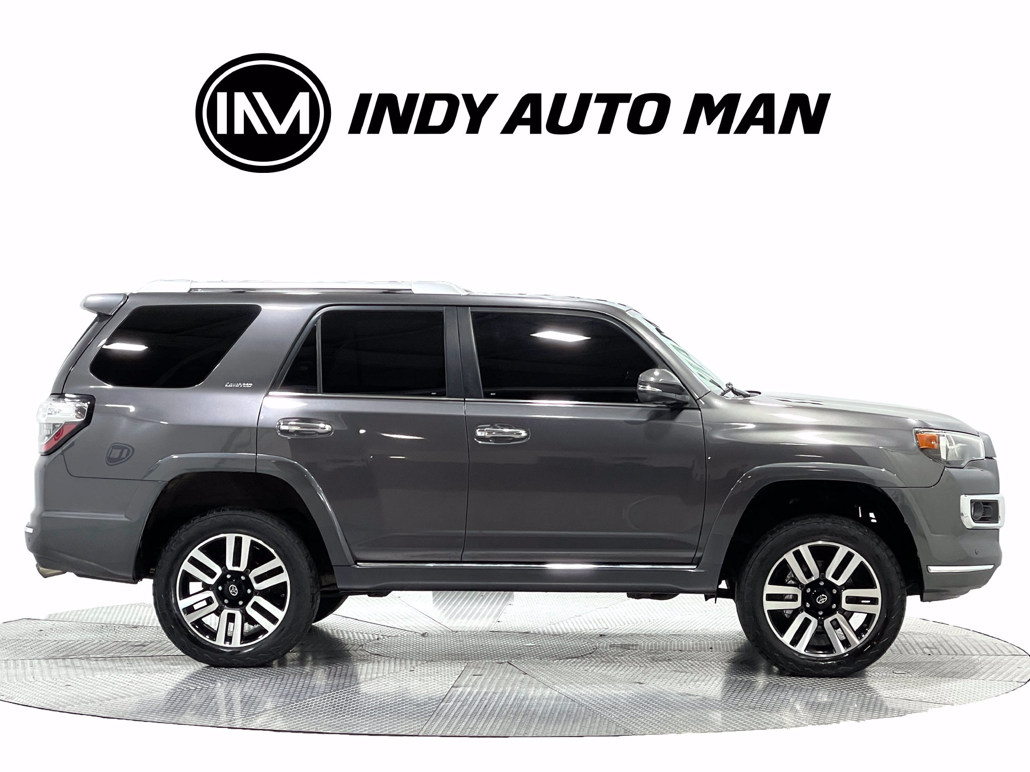 Used 2015 Toyota 4Runner Limited AWD/4WD image 3
