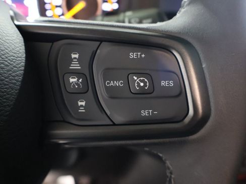 Certified 2025 Jeep Wrangler Unlimited Rubicon w/ XTREMEE 35" Tire Package image 35