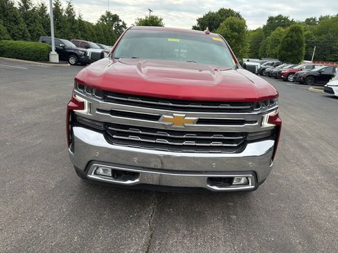 Used 2022 Chevrolet Silverado 1500 LTZ w/ LTZ Convenience Package II AWD/4WD image 8