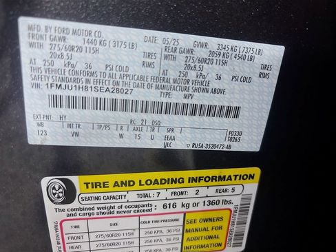 Used 2025 Ford Expedition Active RWD image 33