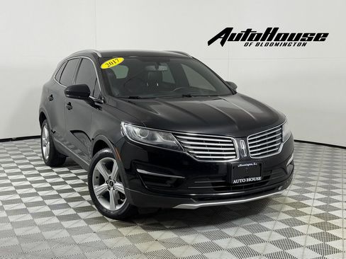 Used 2017 Lincoln MKC Premiere FWD image 1