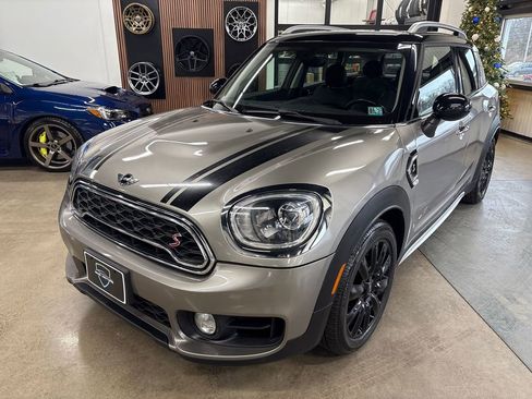 Used 2018 MINI Cooper Countryman S image 2