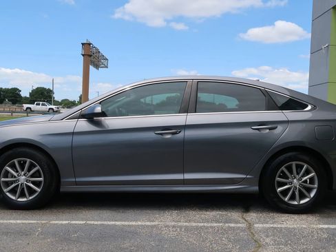 Used 2019 Hyundai Sonata SE FWD image 7