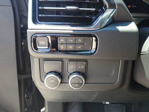 New 2026 GMC Yukon Denali RWD image 29