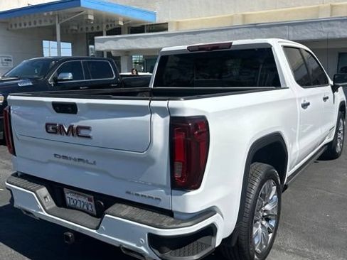 Used 2023 GMC Sierra 1500 Denali w/ Denali Reserve Package AWD/4WD image 4