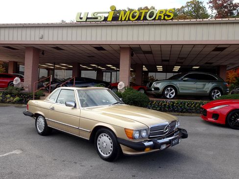 Used 1988 Mercedes-Benz 560 SL image 11