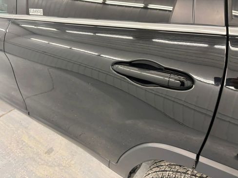 Used 2019 Jeep Cherokee Latitude w/ Popular Appearance Group FWD image 21