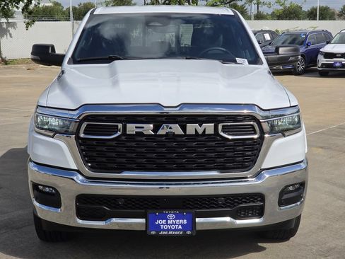 Used 2025 RAM 1500 Big Horn AWD/4WD image 3