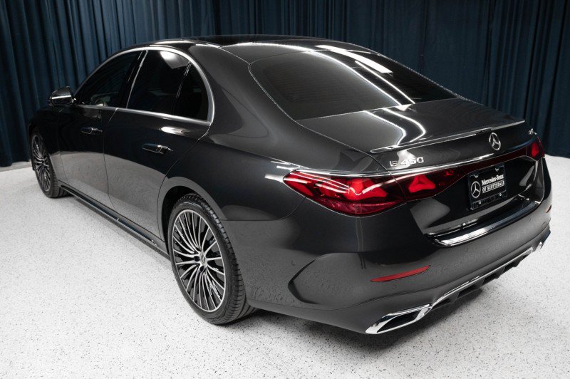 New 2027 Mercedes-Benz E 450 4MATIC Sedan image 7