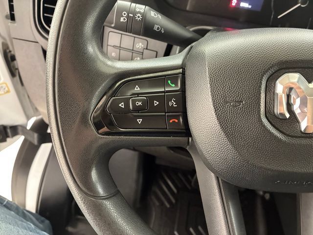 Used 2024 RAM ProMaster 2500 w/ Convenience Group FWD image 23