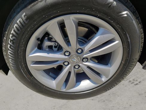 Used 2023 Acura MDX FWD image 10