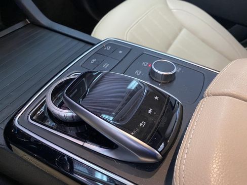 Used 2019 Mercedes-Benz GLS 450 4MATIC w/ Premium 1 Package image 25