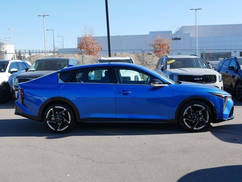 Certified 2025 Kia K4 GT-Line image 33