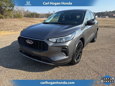 Used 2023 Ford Escape Active w/ Tech Pack #1 image 1