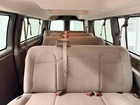Certified 2025 Chevrolet Express 3500 LS RWD image 21