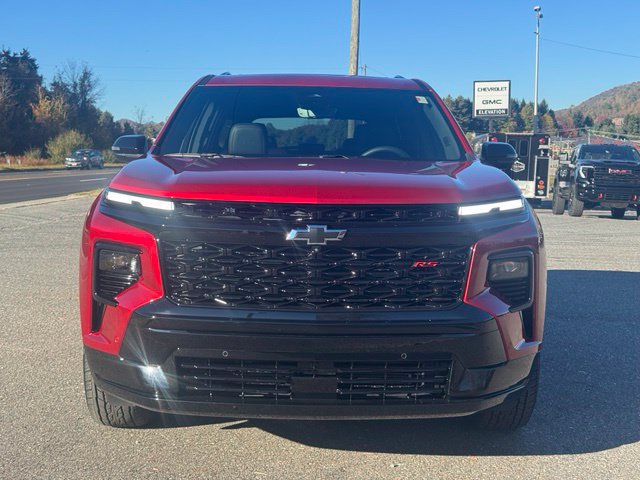 New 2027 Chevrolet Traverse RS w/ LPO, Floor Liner Package AWD/4WD image 2