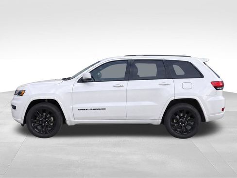 Used 2021 Jeep Grand Cherokee Laredo X AWD/4WD image 7