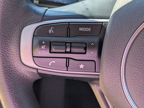 Used 2025 Kia K5 LXS image 18